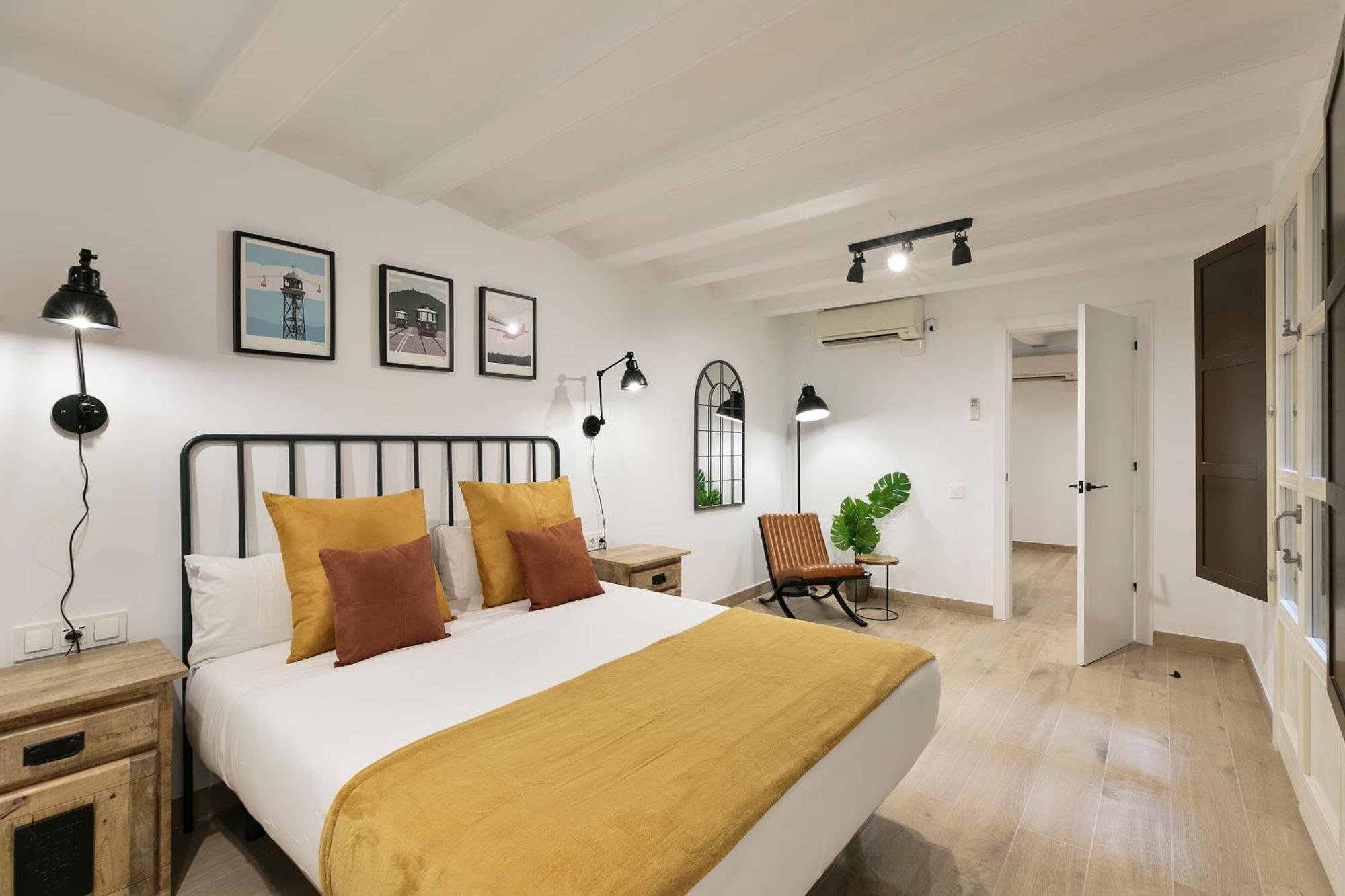 Keyfamily Loft Las Ramblas Barcelona Exterior photo